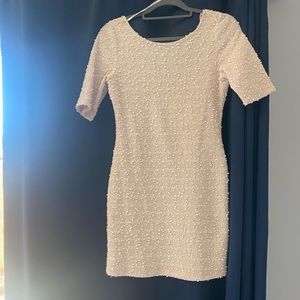Bodycon cream dress